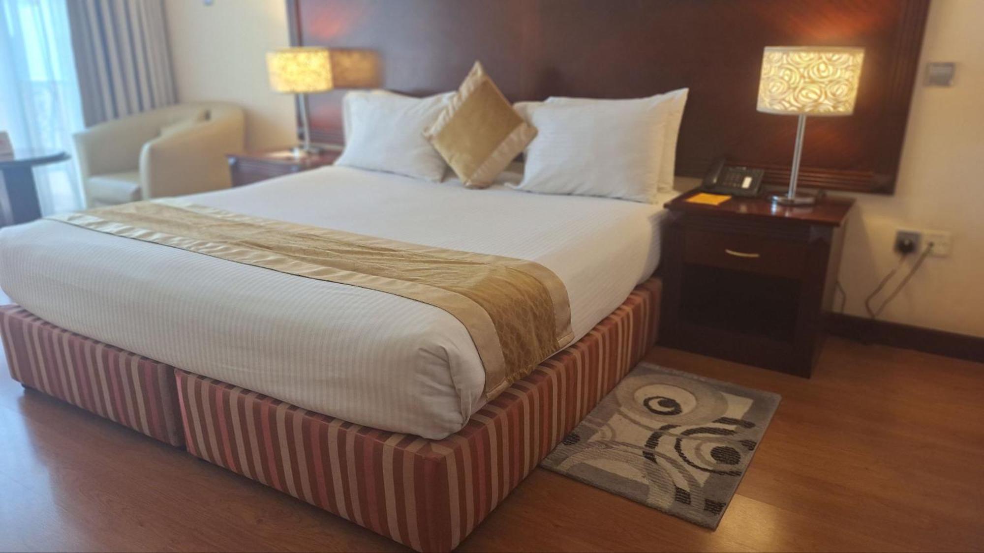 Inter Luxury Hotel Addis Abeba Exterior foto